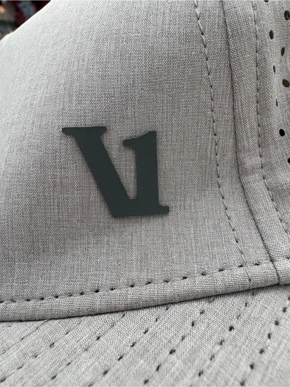 Vuori V1 Water Tech Hat Heather Grey OS
